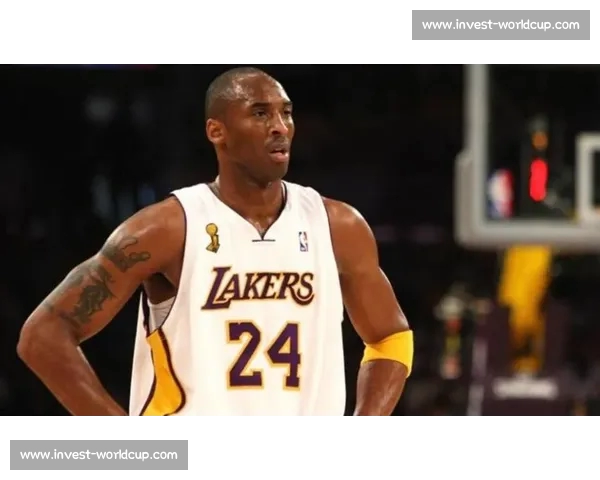 科比的内线艺术:师从奥拉朱旺的脚步精髓 科比的内线艺术:师从奥拉朱旺的脚步精髓